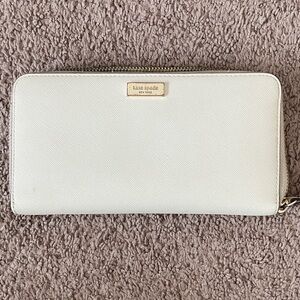 Kate Spade Light Cream Zip Wallet